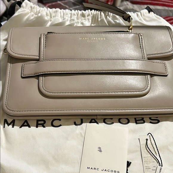 Marc Jacobs Taupe Crossbody Bag - Picture 6 of 8